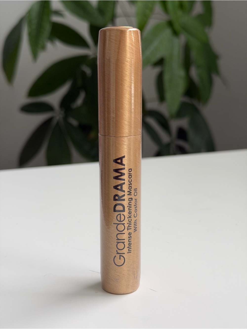 Grande Cosmetics GrandeDRAMA Intense Thickening Mascara with Castor Oil